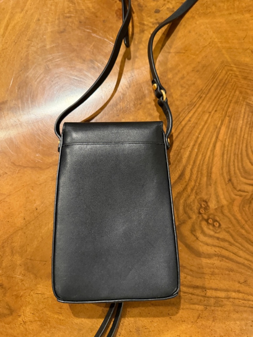 Tory Burch Black Leather Crossbody Phone Bag - Picture 4 of 12